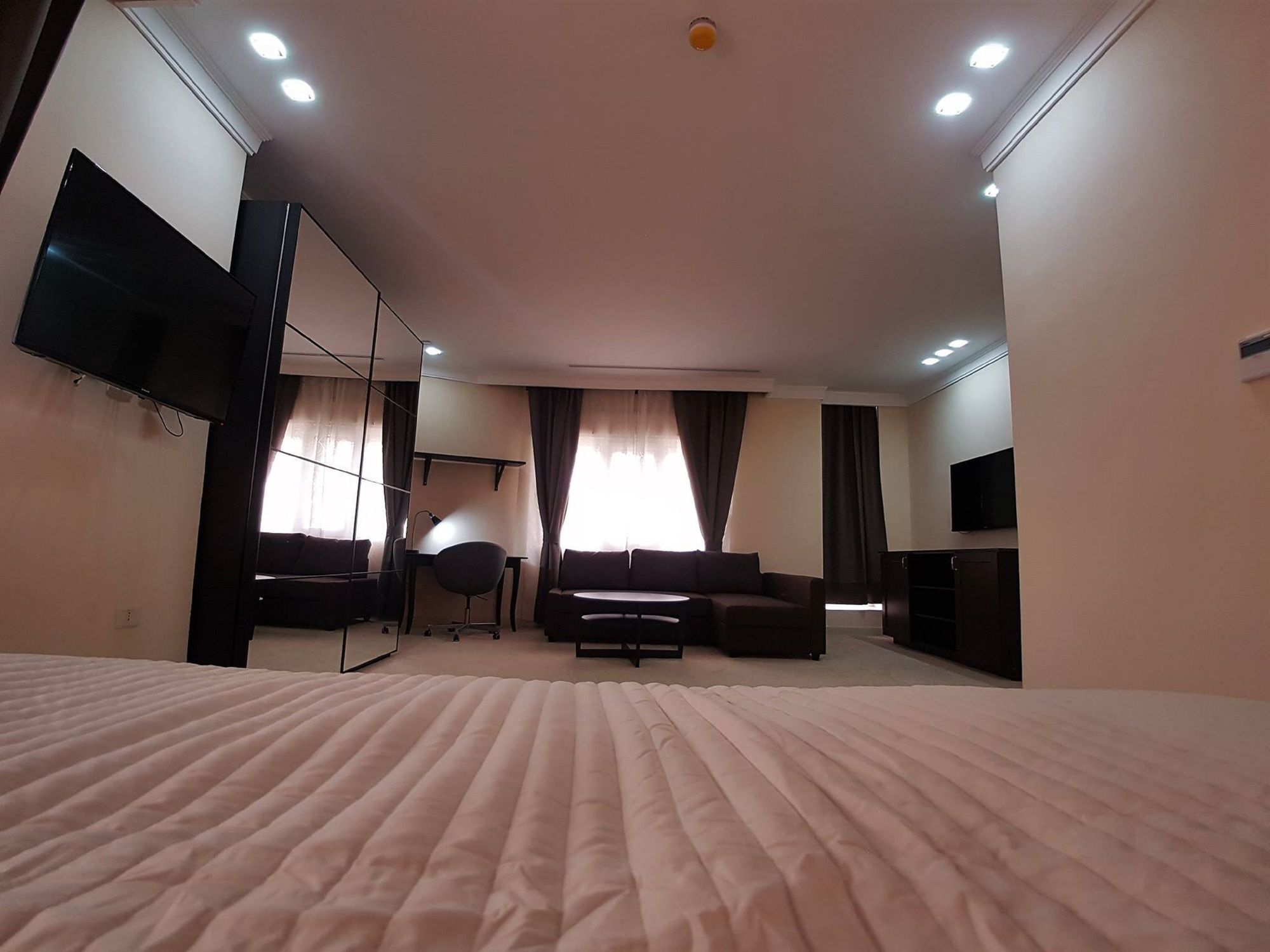 Al Basem Hotel Ammán Kültér fotó